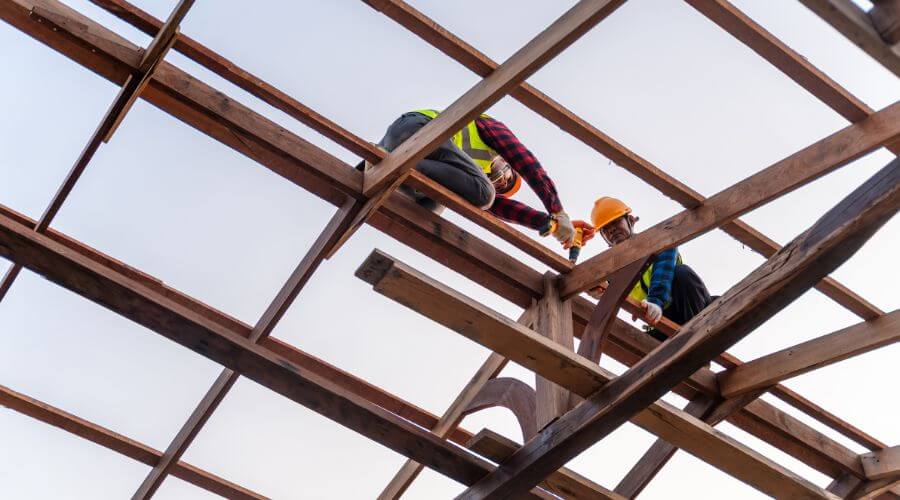 Professional gutter cleaning services in Sacramento, CA